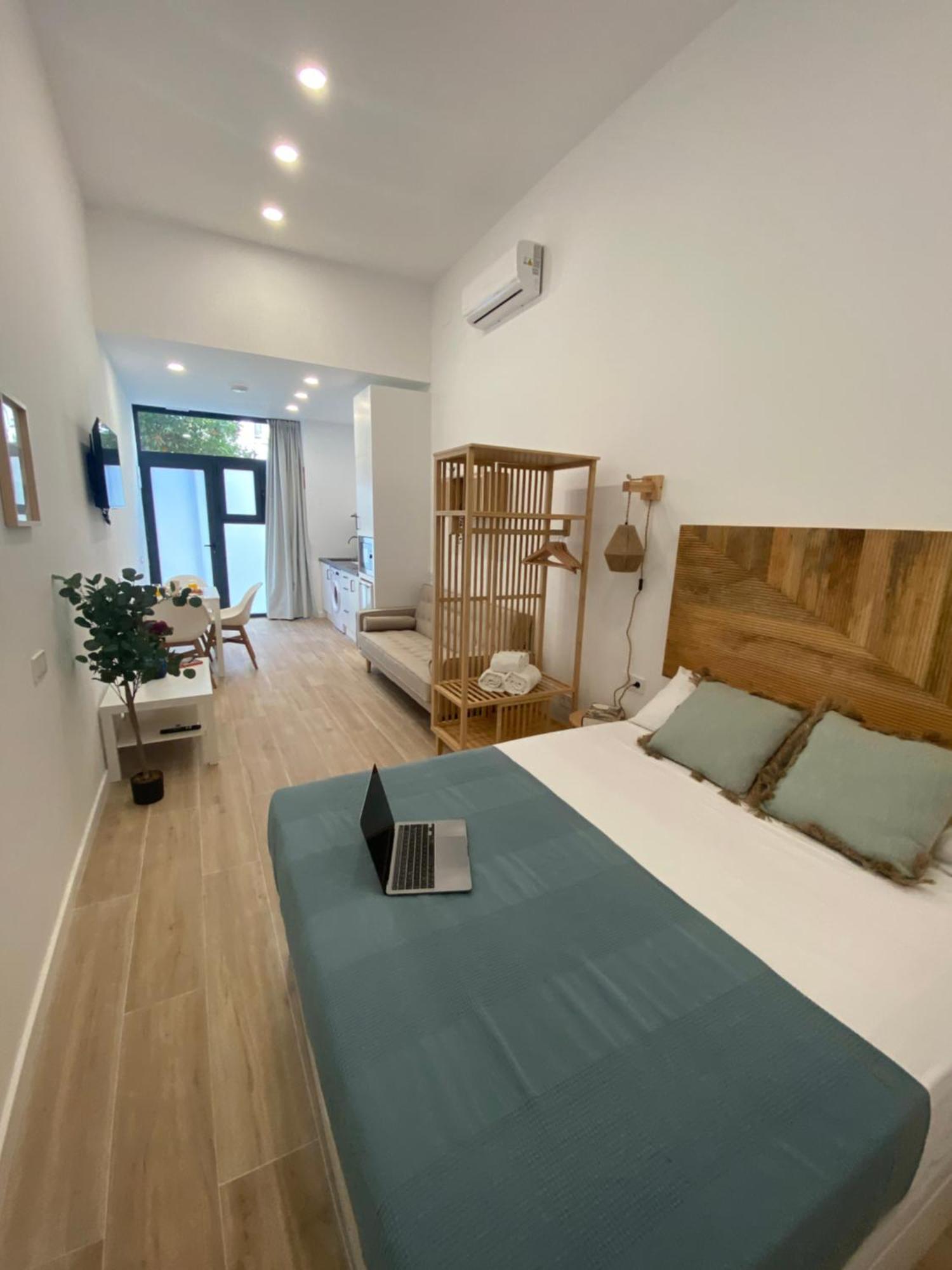 Ferienwohnung Travel Habitat Cabanyal Lofts Valencia Exterior foto