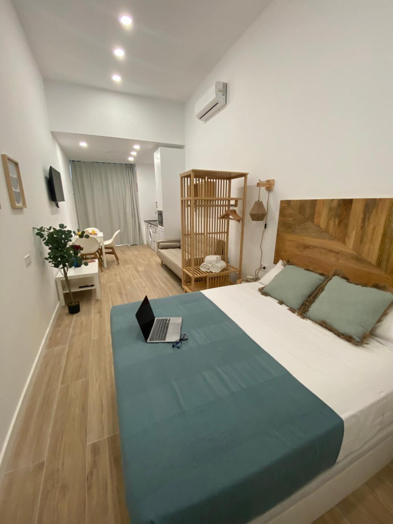 Ferienwohnung Travel Habitat Cabanyal Lofts Valencia Exterior foto