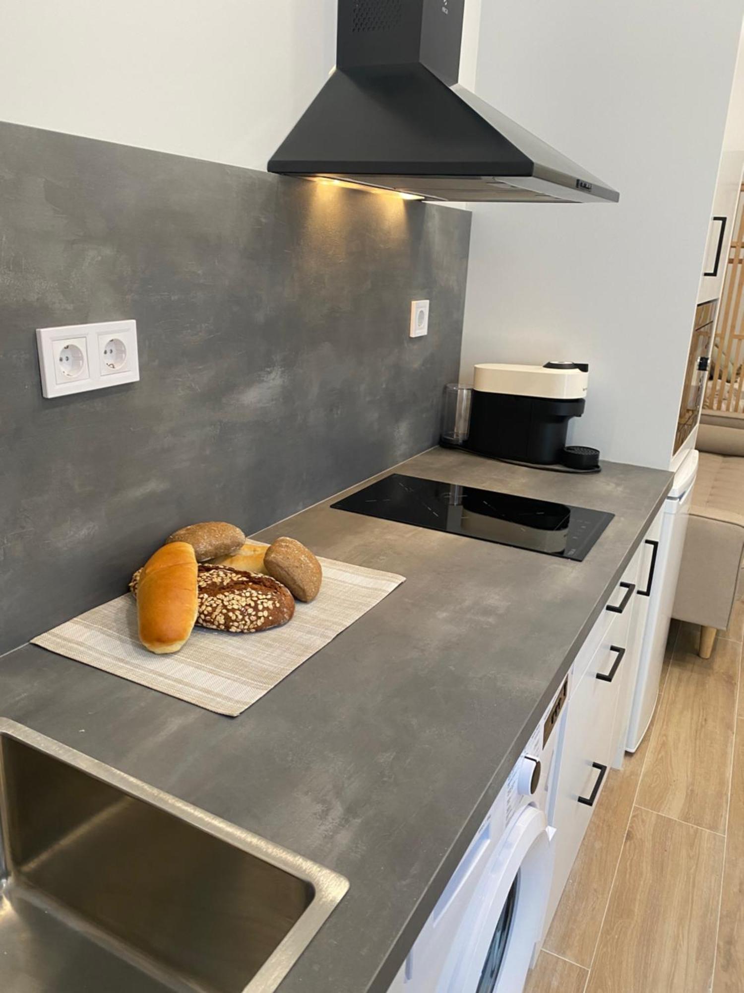 Ferienwohnung Travel Habitat Cabanyal Lofts Valencia Exterior foto