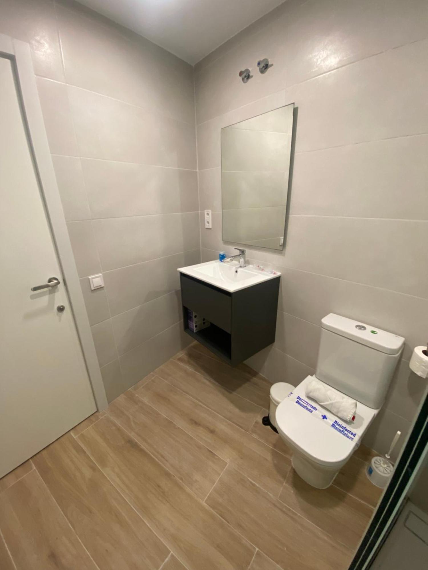 Ferienwohnung Travel Habitat Cabanyal Lofts Valencia Exterior foto